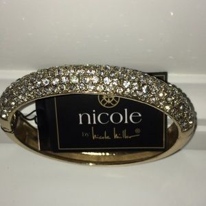 Nicole Lady’s Bracelet-NWT-Gold Tone & Rhinestones